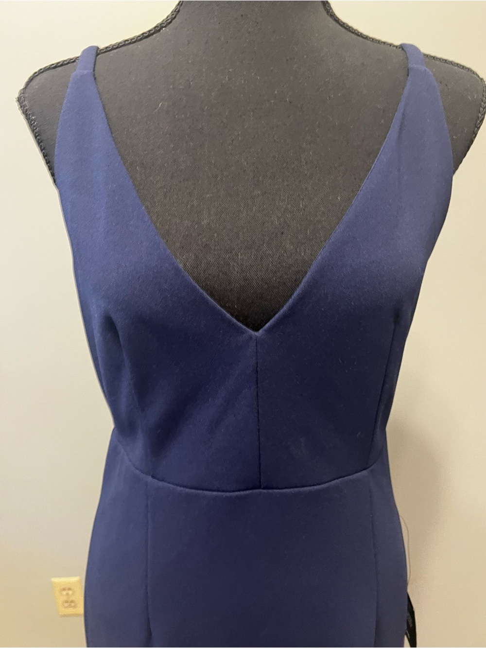 Lulu's Strapless V-Neck Evening Dress in Navy